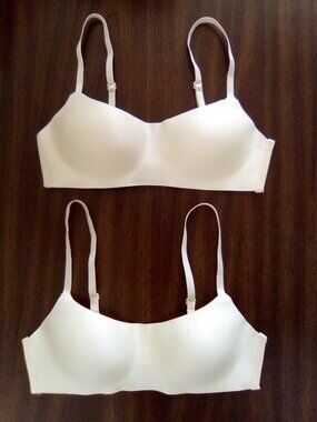 2 Wireless Seamless 3D Molded Soft Cup Bralette Bras, 34A/B (75A/B)